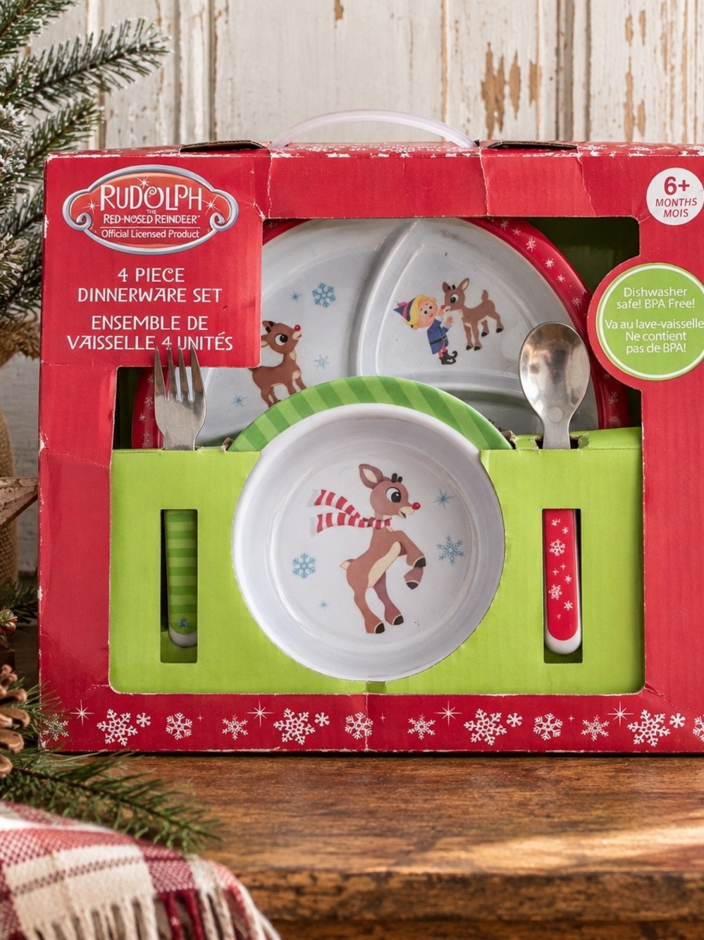 Rudolph Red-Nosed Reindeer Kids' 4-Piece Dinnerware Set - Red & Green